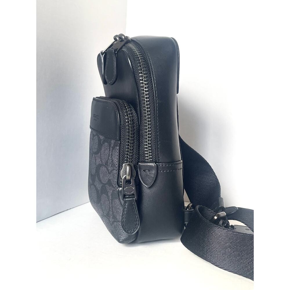 Coach Gotham Sling Pack 13 Signature Canvas Black Leather CC091 Bag - Picture 6 of 16